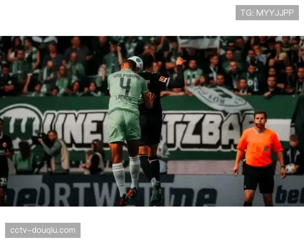 沃尔夫斯堡1-1平法兰克福，客场取分止住连败